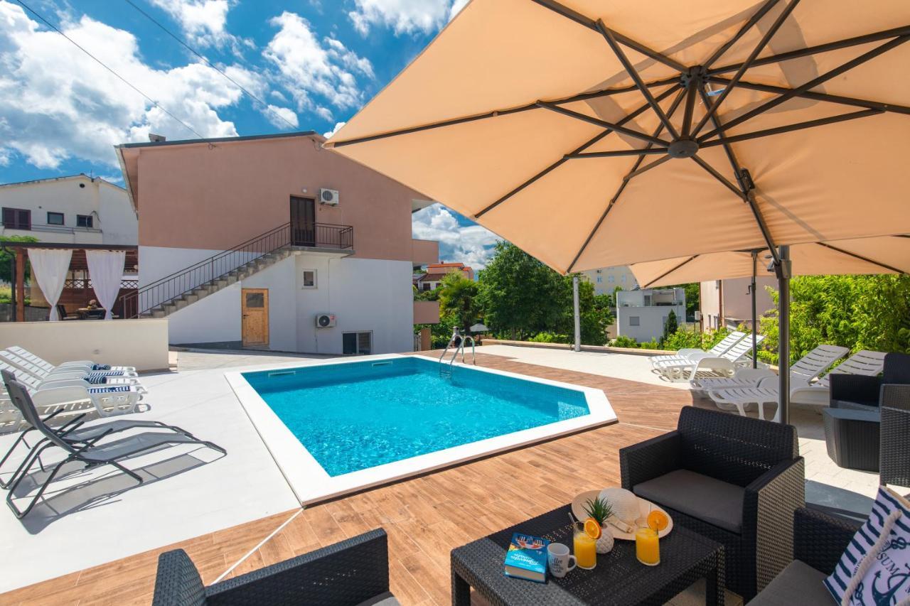 Apartment Dida I Mara Malinska